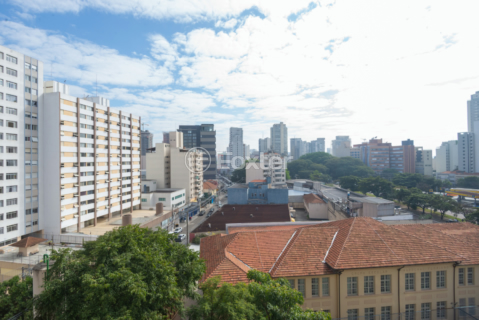 Image 11 - 923915