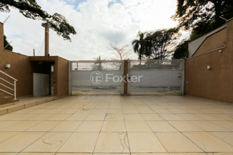 Image 49 - 923949
