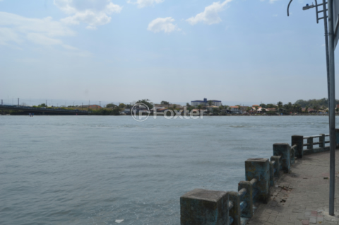 Image 38 - 923951