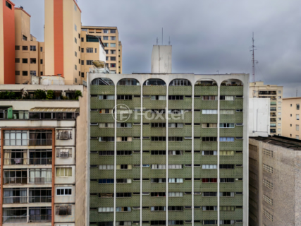 Image 9 - 923953
