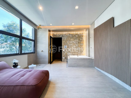 Image 22 - 923954