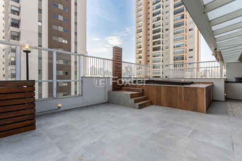 Image 32 - 924053
