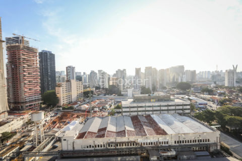 Image 11 - 924056