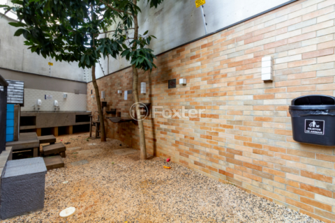 Image 31 - 924057