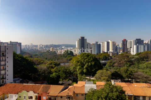 Image 15 - 924057