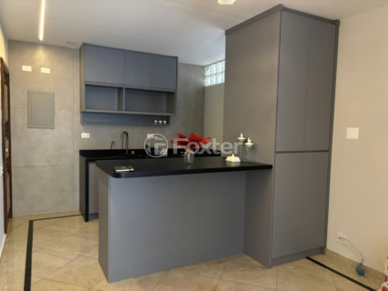 Image 3 - 924080