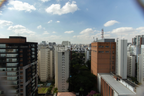 Image 37 - 924196