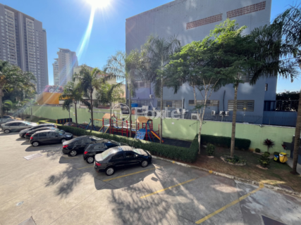 Image 7 - 924232