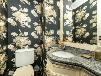 Image 21 - 924298