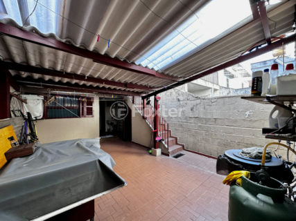 Image 36 - 924320