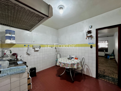 Image 33 - 924320