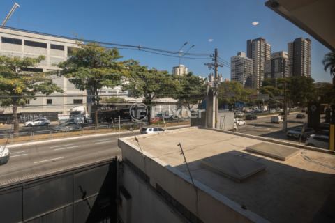Image 42 - 924324