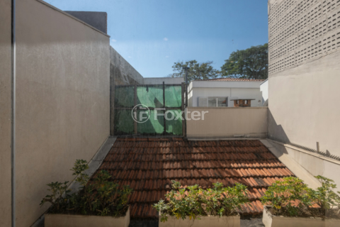 Image 36 - 924324