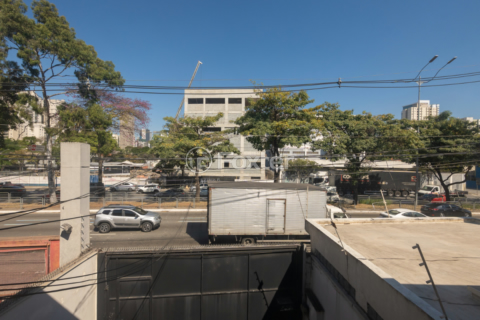 Image 41 - 924324