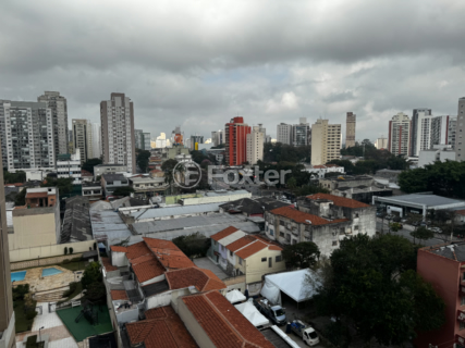 Image 10 - 924375