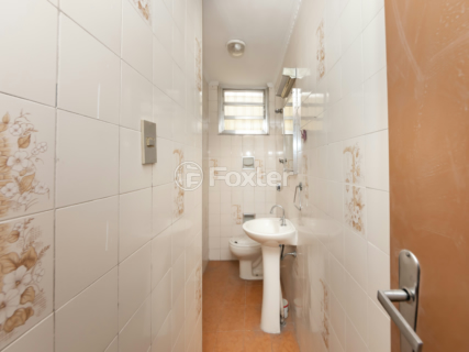 Image 7 - 924394