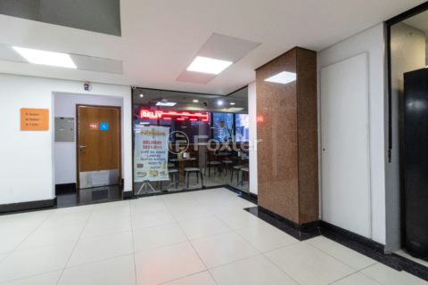 Image 17 - 924457