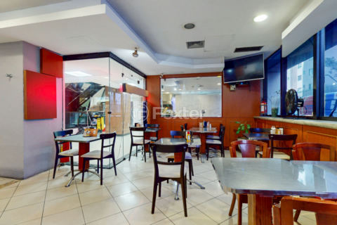 Image 7 - 924457