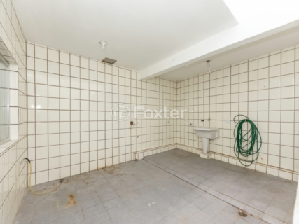 Image 32 - 924467