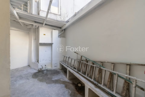 Image 22 - 924755