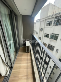 Image 7 - 924802