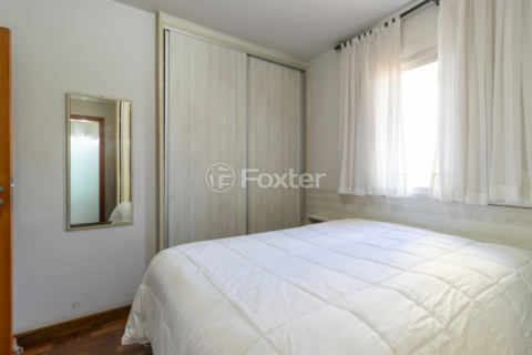Image 15 - 924985