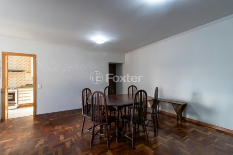 Image 3 - 924985