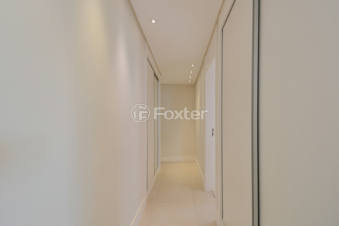 Image 34 - 924986
