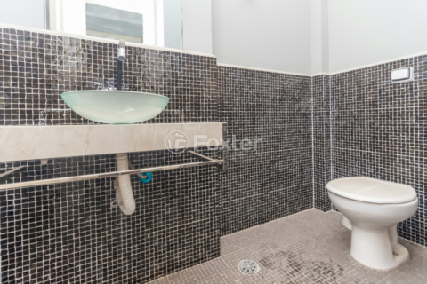 Image 35 - 925047