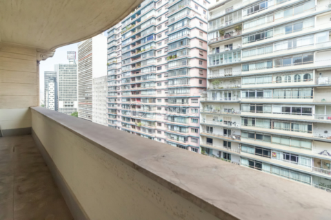 Image 24 - 925047