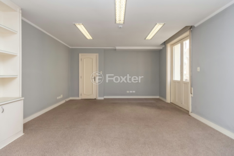 Image 31 - 925047