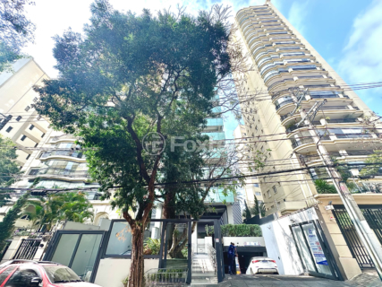 Image 31 - 925076