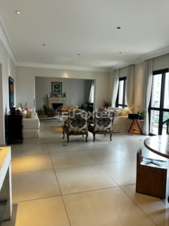Image 44 - 925240