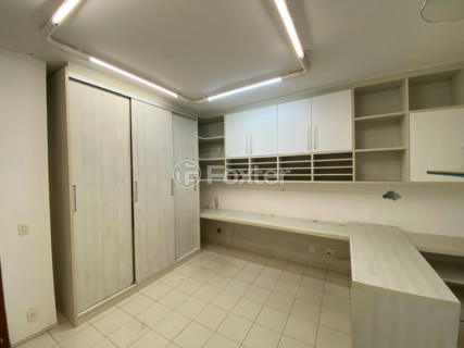 Image 3 - 925287