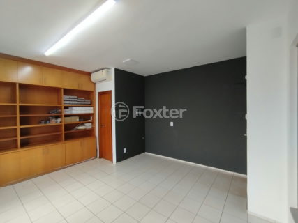 Image 7 - 925301