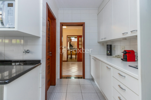 Image 17 - 925442
