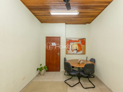 Image 38 - 925563