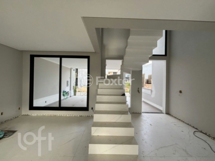Image 1 - 925615