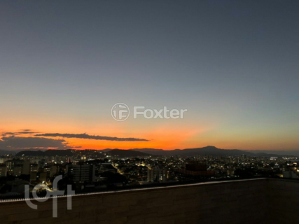 Image 23 - 925660