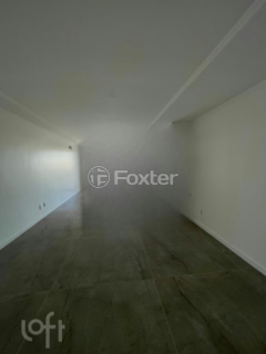 Image 4 - 925674