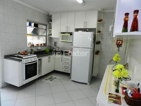 Image 4 - 925685