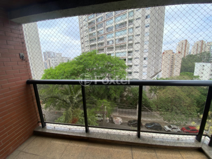 Image 16 - 925735