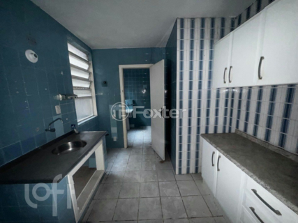 Image 3 - 925882