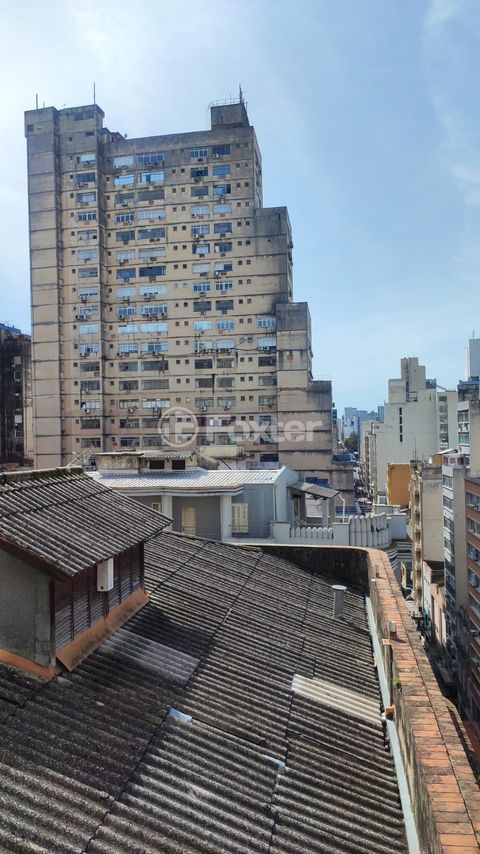 Image 14 - 925910