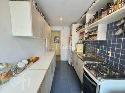 Image 7 - 925951