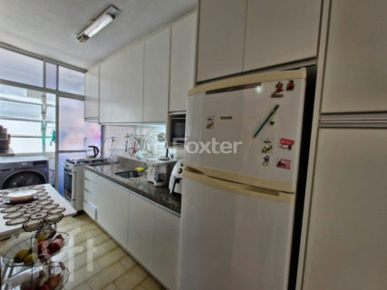 Image 7 - 925955