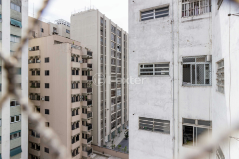 Image 7 - 926090