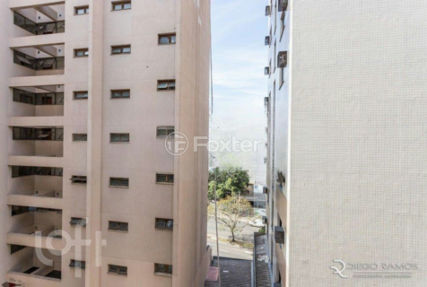 Image 9 - 926237