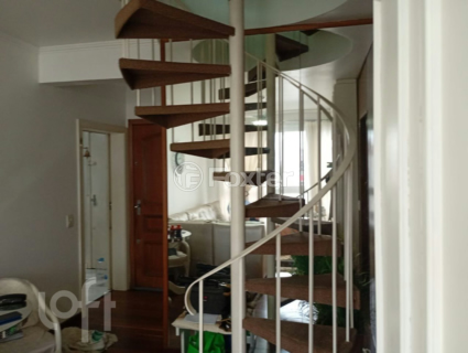 Image 37 - 926394