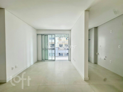 Image 7 - 926522